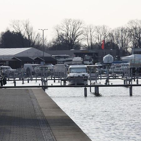 Zum Grossen Zernsee Am Hafen Kolonie Zern Εξωτερικό φωτογραφία